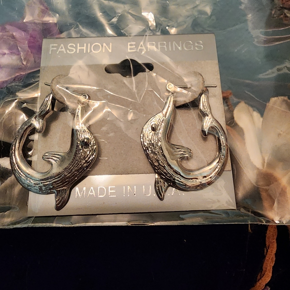 Earrings Dolphins silver toned u shaped detailed brand new made in USA pierced
